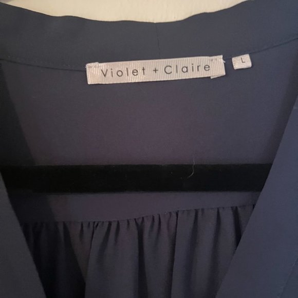 Violet and Claire Navy Blue V Neck Sleeveless Blouse - Picture 3 of 4